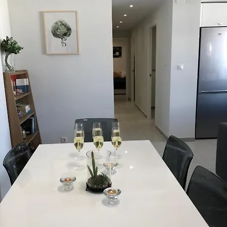 Victoria Luxury Beachfront In Costa Appartement *